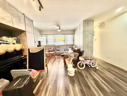 Blk 911 TAMPINES PALMSVILLE (Tampines), HDB 4 Rooms #567985611